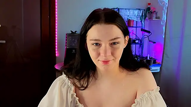 Snapshot of Doll_lira chatting on February 2026 11:27:01 AM Doll lira online show from February 2026 11:27:01 AM