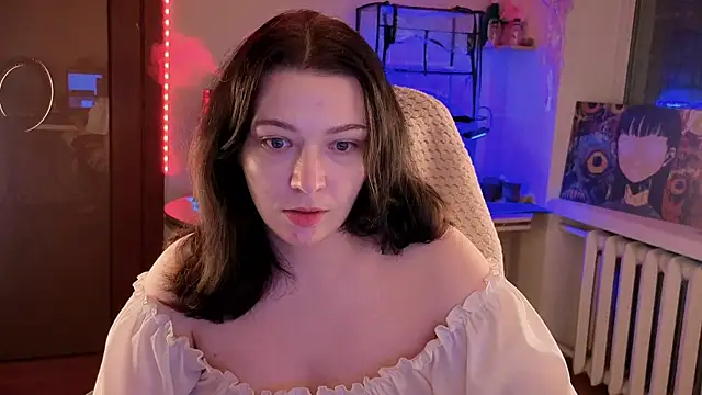 Snapshot of Doll_lira chatting on February 2026 01:10:02 AM Doll lira online show from February 2026 01:10:02 AM