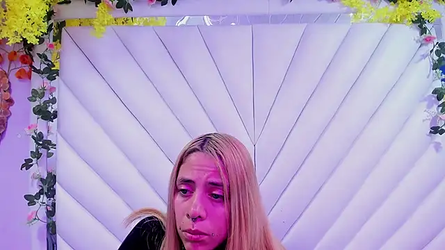 Snapshot of Dakota_Angell_ chatting on February 2026 02:59:02 AM Dakota Angell online show from February 2026 02:59:02 AM