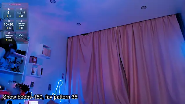 EllieHeart online show from April 2026 12:57:01 PM