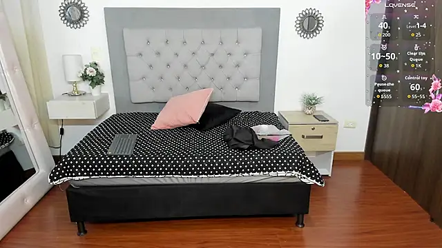 Snapshot of Karla_94 chatting on February 2026 03:17:01 AM Karla 94 online show from February 2026 03:17:01 AM