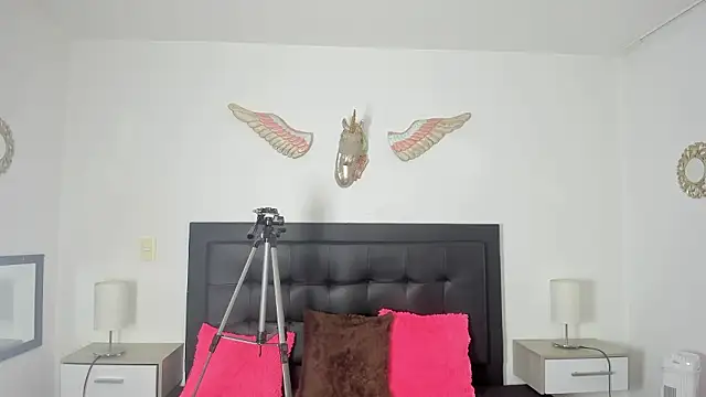 Snapshot of Karla_94 chatting on March 2026 03:41:02 AM Karla 94 online show from March 2026 03:41:02 AM