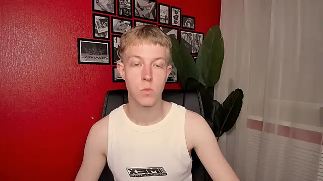 Snapshot of Dylan_Norton chatting on July 2026 10:52:02 AM Dylan Norton online show from July 2026 10:52:02 AM