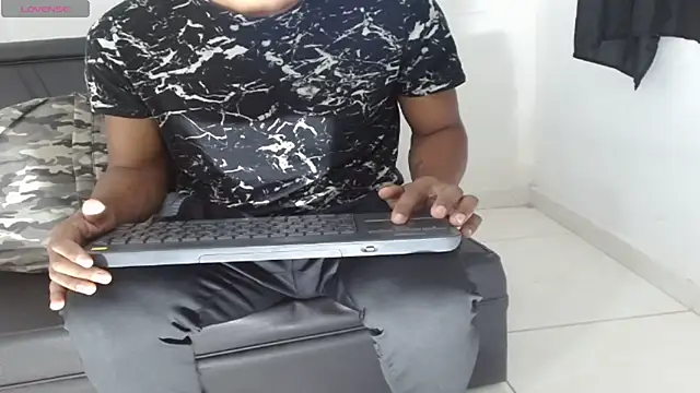 Snapshot of Jeff_Brown77 chatting on March 2026 12:00:01 PM Jeff Brown77 online show from March 2026 12:00:01 PM