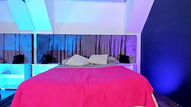 Flakiss 18 online show from February 2026 11:26:01 AM