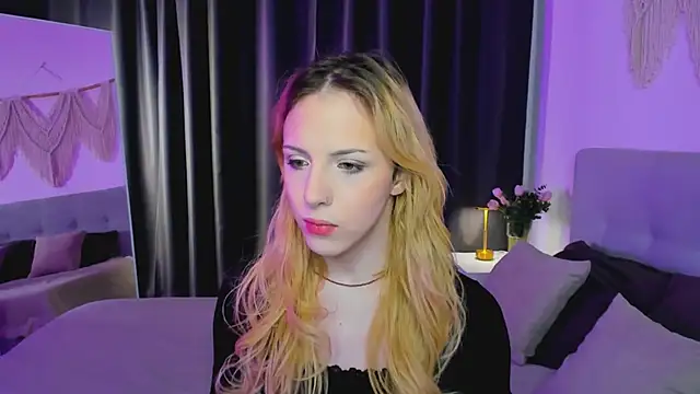 Snapshot of Tiffany__King chatting on May 2026 05:46:02 AM Tiffany King online show from May 2026 05:46:02 AM