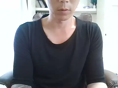 Snapshot of K0U-123 chatting on June 2026 07:33:02 AM K0U-123 online show from June 2026 07:33:02 AM