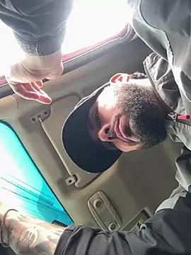 Snapshot of joeandlove chatting on January 2026 07:34:01 PM joeandlove online show from January 2026 07:34:01 PM