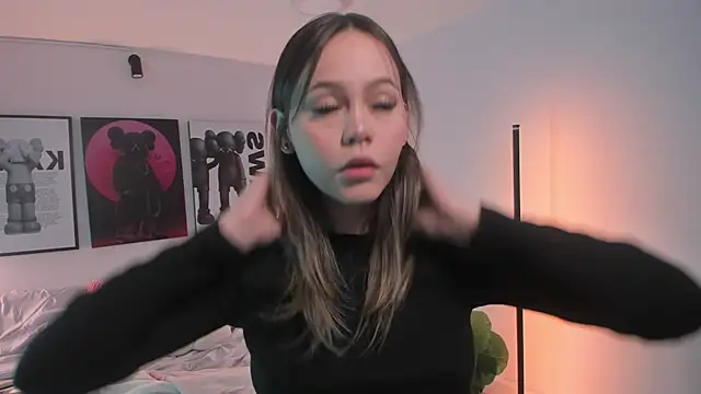 Hey lucy   online show from March 2026 11:39:02 AM