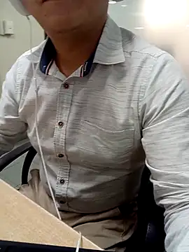 Snapshot of tresporcincoesmimedida chatting on February 2026 07:30:02 PM tresporcincoesmimedida online show from February 2026 07:30:02 PM