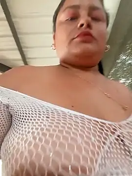 Snapshot of Lena_Cum69 chatting on February 2026 01:07:02 PM Lena Cum69 online show from February 2026 01:07:02 PM