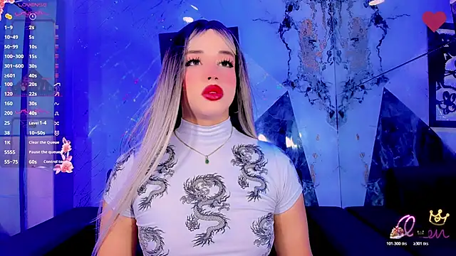 Snapshot of Cute_roxxxy chatting on February 2026 12:28:02 PM Cute roxxxy online show from February 2026 12:28:02 PM