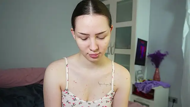 Snapshot of Murmella chatting on February 2026 04:23:02 AM Murmella online show from February 2026 04:23:02 AM