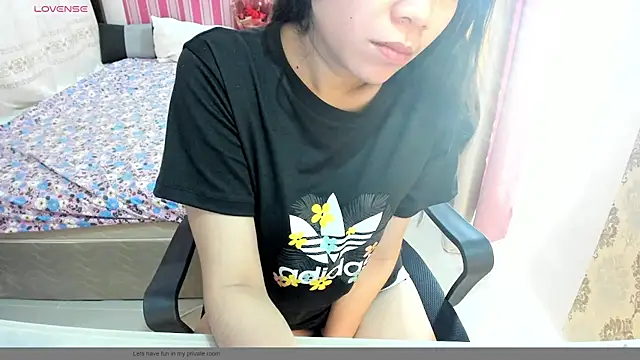 HornyAsianXxX online show from April 2026 02:38:01 AM