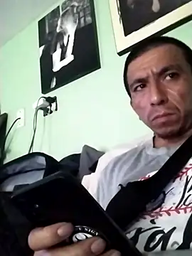 Snapshot of bigbooietx chatting on February 2026 07:42:02 PM bigbooietx online show from February 2026 07:42:02 PM