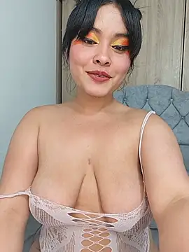 Snapshot of zoe_love18 chatting on July 2026 03:41:02 AM zoe love18 online show from July 2026 03:41:02 AM