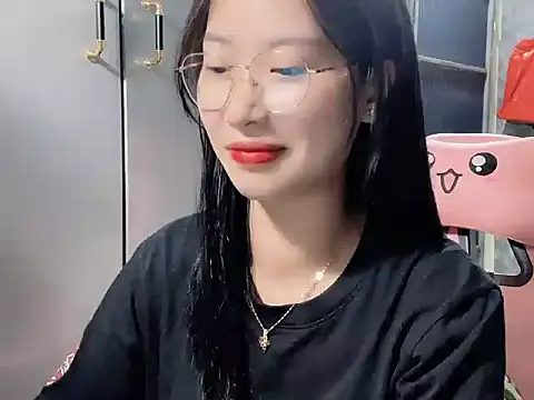 Linne6789 online show from March 2026 03:03:02 PM