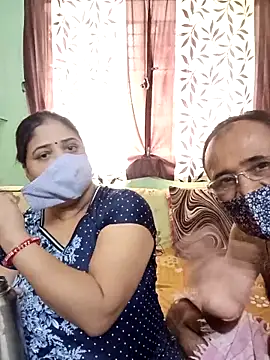 Snapshot of HoneyHush chatting on February 2026 06:09:01 AM HoneyHush online show from February 2026 06:09:01 AM