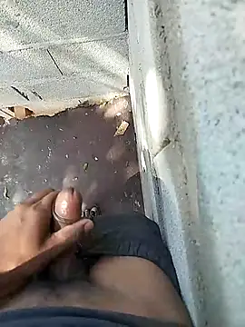 Leoh28 online show from April 2026 02:24:01 PM