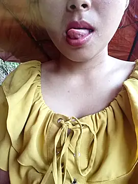 Small flower1 online show from March 2026 02:35:01 AM