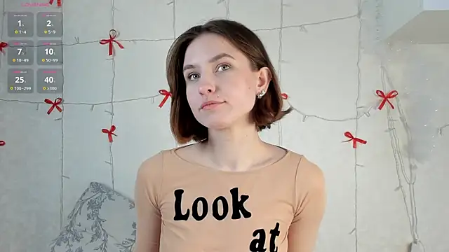 Snapshot of VelvetCaress chatting on March 2026 08:15:01 AM VelvetCaress online show from March 2026 08:15:01 AM