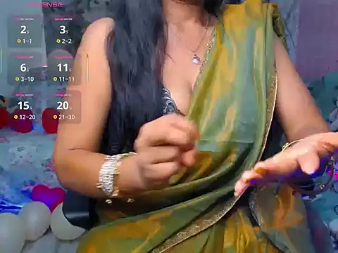 Snapshot of ELIZA_01 chatting on April 2026 04:40:01 AM ELIZA 01 online show from April 2026 04:40:01 AM