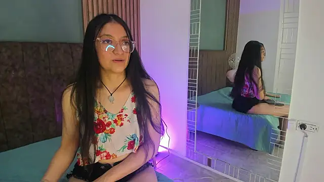 Snapshot of HannaWen_ chatting on February 2026 07:59:01 PM HannaWen online show from February 2026 07:59:01 PM