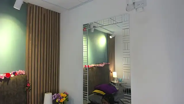 Snapshot of HannaWen_ chatting on May 2026 08:16:02 PM HannaWen online show from May 2026 08:16:02 PM
