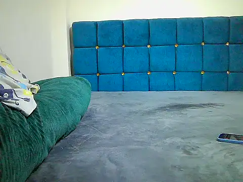 Lebo2004 online show from March 2026 06:32:01 AM