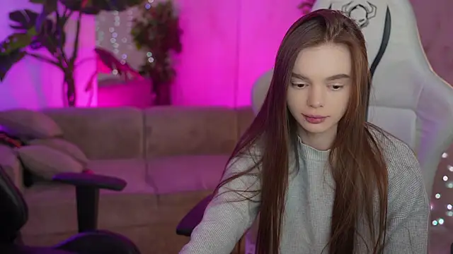 Zlata Sky online show from February 2025 12:04:01 AM