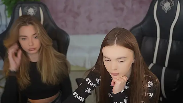 Zlata Sky online show from September 2025 06:35:01 PM