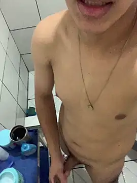 Snapshot of bruniinhoo1910 chatting on March 2026 04:52:01 AM bruniinhoo1910 online show from March 2026 04:52:01 AM