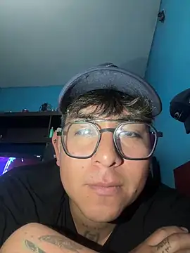 Snapshot of Aquiles69xx chatting on February 2026 03:02:02 AM Aquiles69xx online show from February 2026 03:02:02 AM