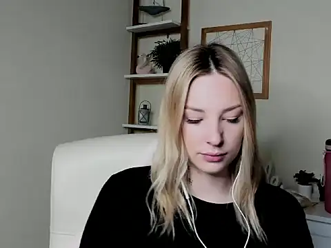 Snapshot of VelvetAngela chatting on February 2026 06:33:02 AM VelvetAngela online show from February 2026 06:33:02 AM