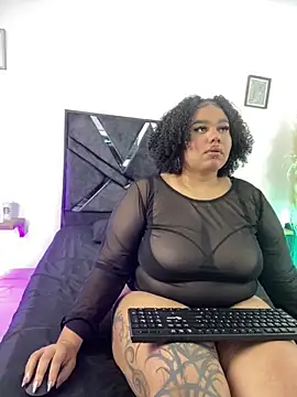 Snapshot of AlahiaFrequency chatting on February 2026 08:51:02 PM AlahiaFrequency online show from February 2026 08:51:02 PM