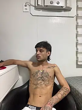 Snapshot of ruffvip chatting on February 2026 12:37:01 AM ruffvip online show from February 2026 12:37:01 AM