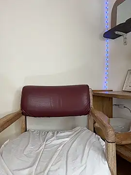 LilaRvsh online show from March 2026 05:17:02 PM