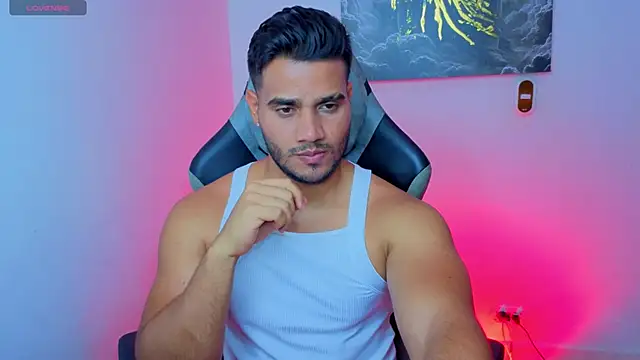 Snapshot of AndresRodriguez1 chatting on June 2026 10:59:01 PM AndresRodriguez1 online show from June 2026 10:59:01 PM