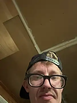 Daddybigdick123123 online show from May 2026 08:31:02 AM