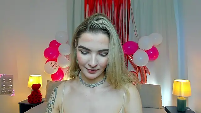 Snapshot of SinLuna_ chatting on February 2026 03:52:02 PM SinLuna online show from February 2026 03:52:02 PM