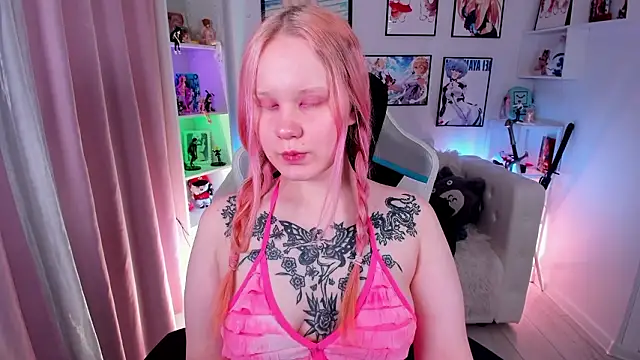 AnnieVibe online show from March 2026 05:38:01 PM