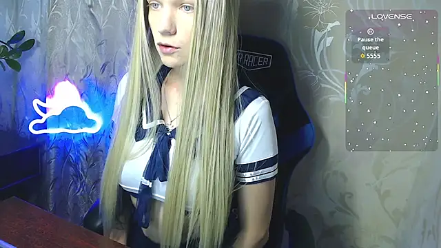 Snapshot of Shiny_Victoria chatting on July 2026 09:05:01 AM Shiny Victoria online show from July 2026 09:05:01 AM