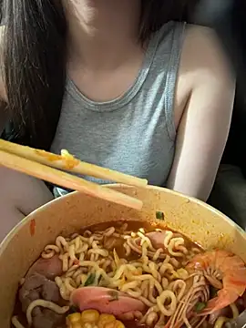 Snapshot of Rinnababy22 chatting on February 2026 03:37:02 PM Rinnababy22 online show from February 2026 03:37:02 PM