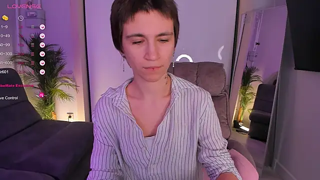 Snapshot of AutumnWhisper chatting on February 2026 09:41:01 PM AutumnWhisper online show from February 2026 09:41:01 PM