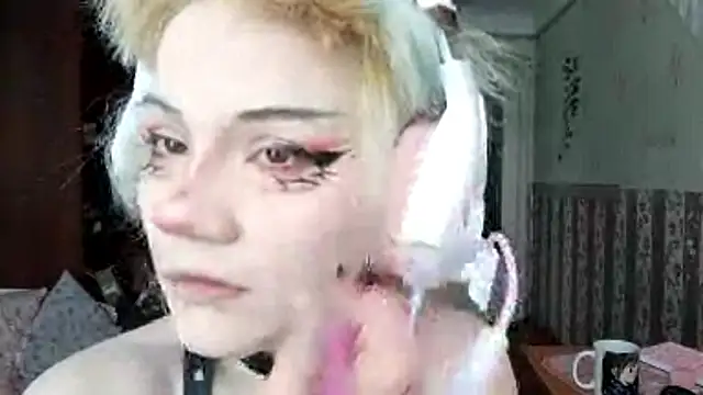 Snapshot of KathernSaulters chatting on March 2026 07:25:02 AM KathernSaulters online show from March 2026 07:25:02 AM