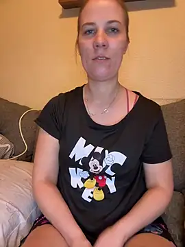 VanesaSeduce online show from February 2026 04:33:01 PM