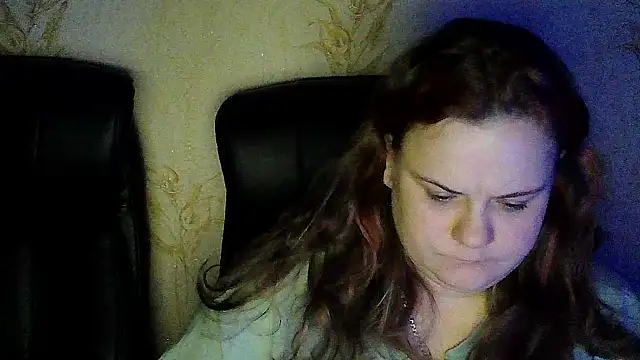 Snapshot of DollyGersoon chatting on February 2026 11:10:02 PM DollyGersoon online show from February 2026 11:10:02 PM