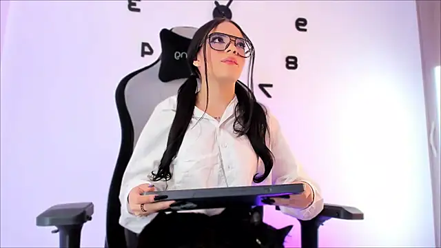 Snapshot of melisa_meow_ chatting on February 2026 03:00:02 PM melisa meow online show from February 2026 03:00:02 PM