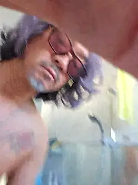 Snapshot of MtaS1 chatting on March 2026 02:02:01 AM MtaS1 online show from March 2026 02:02:01 AM