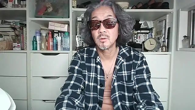 MtaS1 online show from March 2026 05:51:02 PM